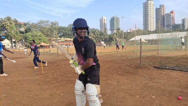 Nilesh raut cricket acadmy