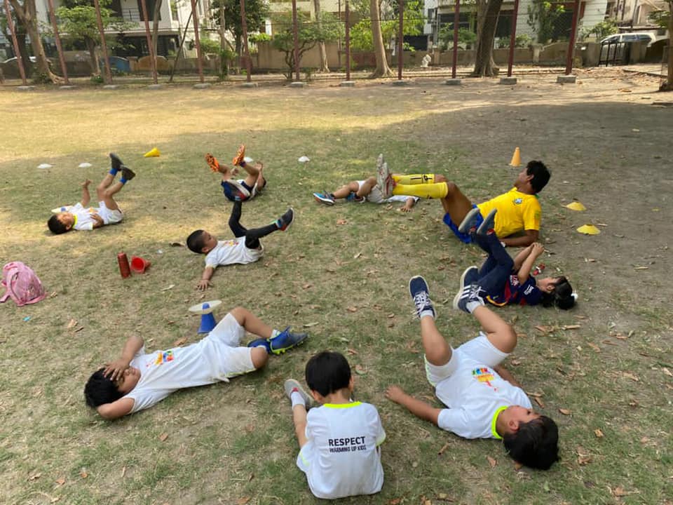 Warming Up Kids-Bidhannagar