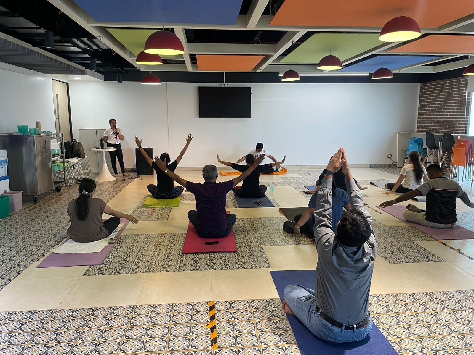 YogaTroyee - Action Area 1A